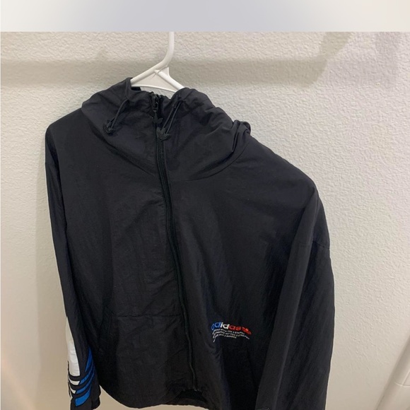 Adidas - Picture 2 of 3